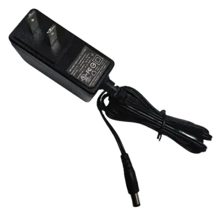 ADAPTADOR FUENTE DE PODER 5V 1A PLUG 5,5MM
